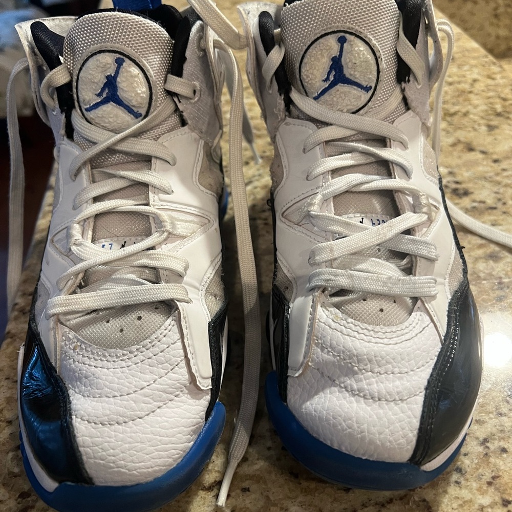 Nike Air Jordan Jumpman Two Trey Basketball Shoes